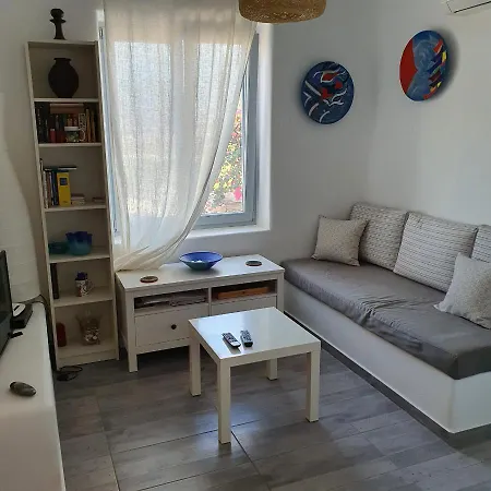 Casa Brad Nyaraló *